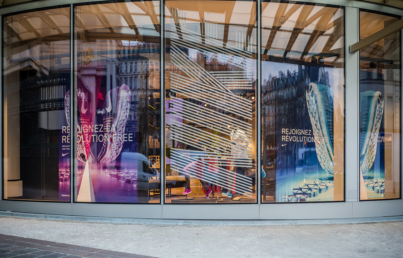 Aldworth James & Bond | Nike Store Les Halles signage