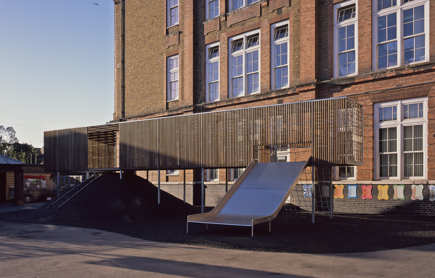 Aldworth James & Bond | Chisenhale Primary School play structure