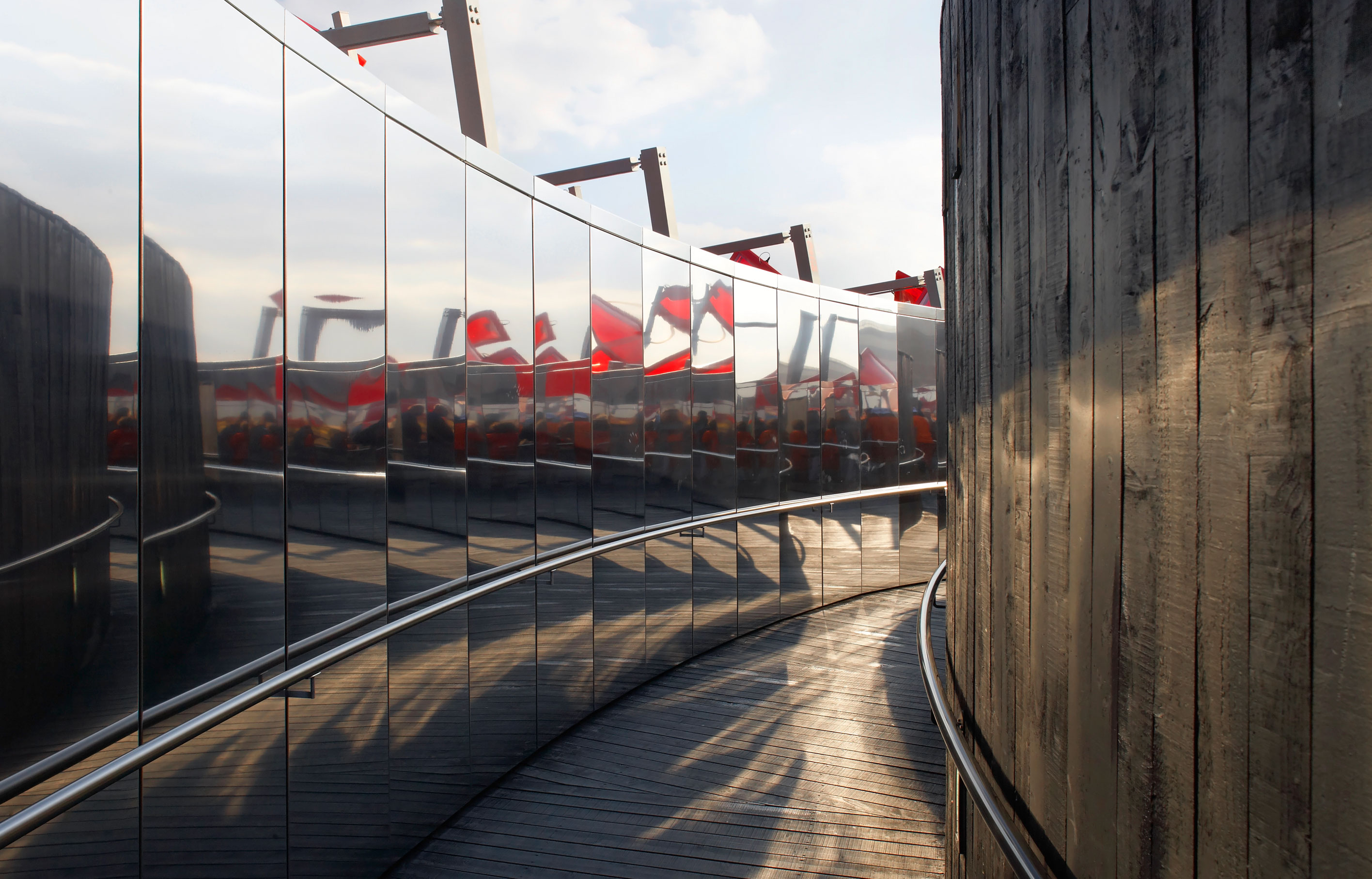 Aldworth James & Bond | London 2012 Coca-Cola BeatBox - mirrored panelled pathway
