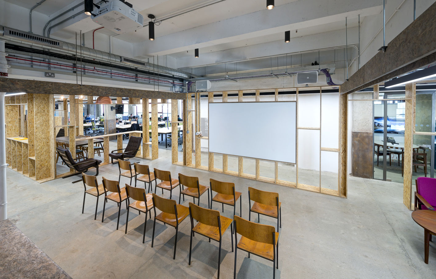 Aldworth James & Bond | CloudFlare London Offices - screening area