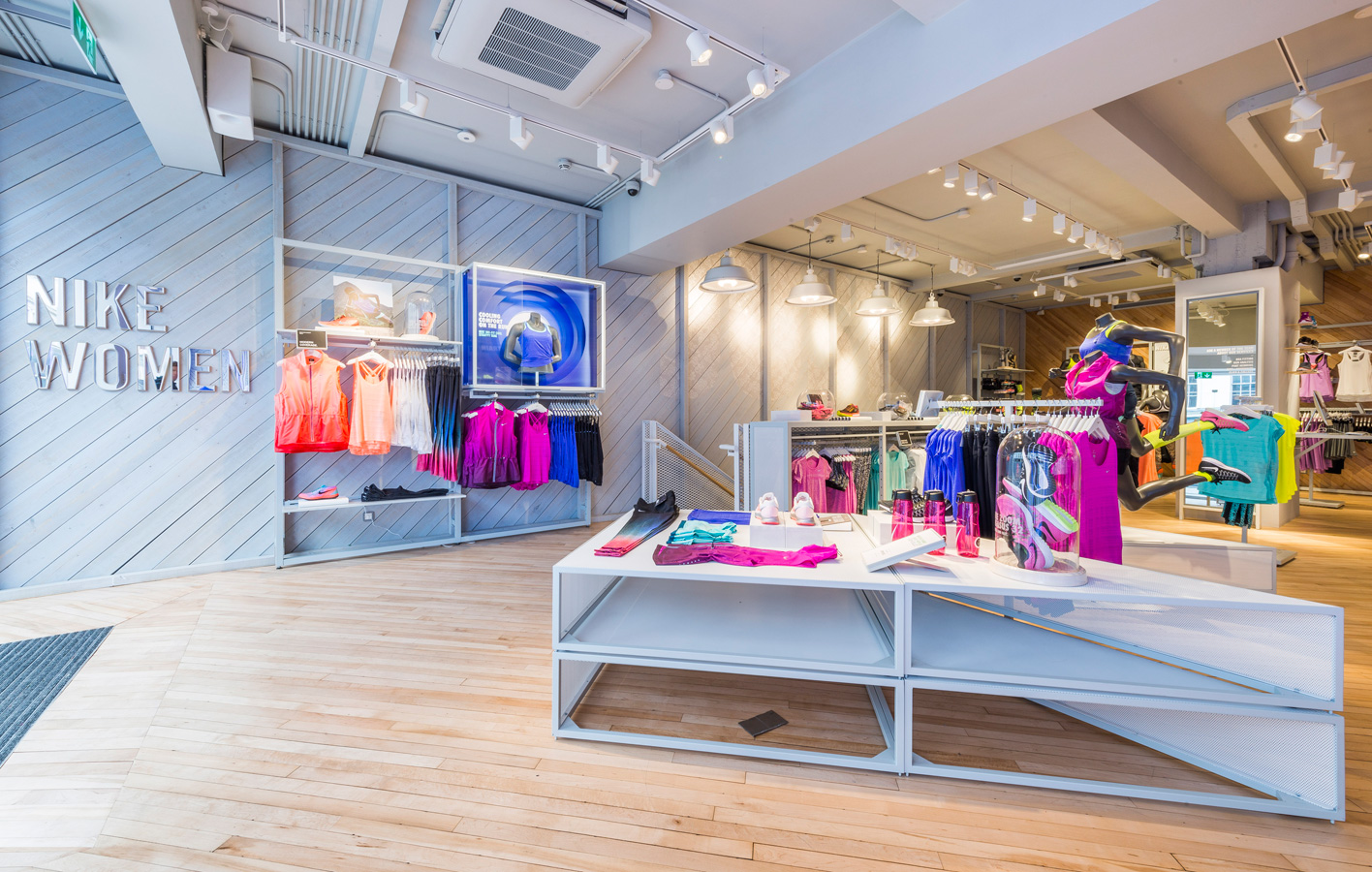 Aldworth James & Bond | Nike Women Store, London - interior